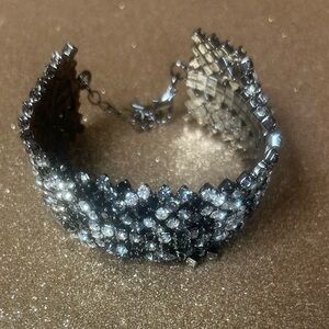 Gorgeous Crystal Bracelet set in Silver